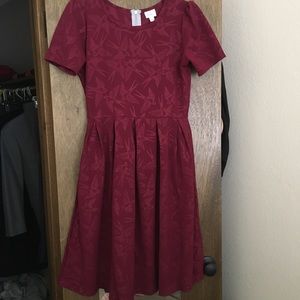 Lularoe Amelia maroon w/ embossed sparrow design